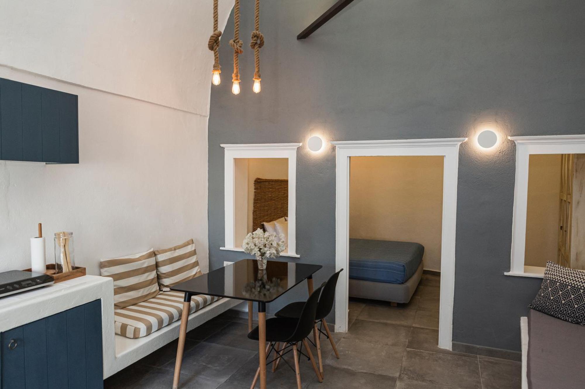 Villa Luxl Тира Экстерьер фото